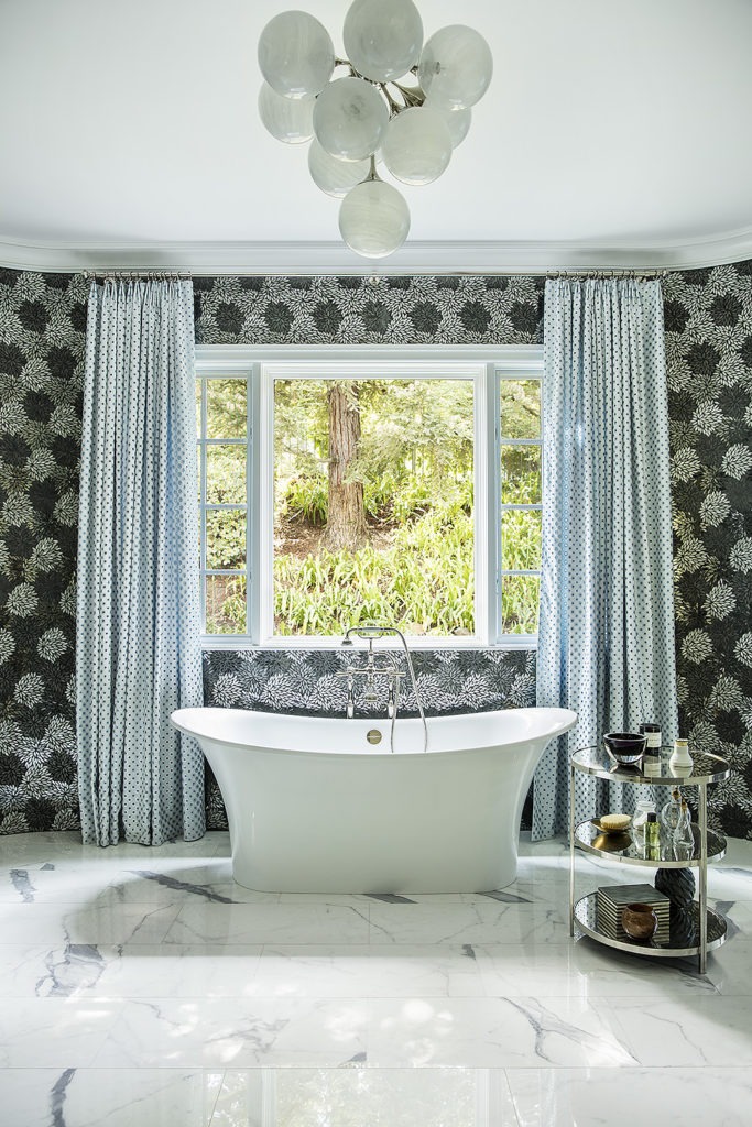 Stylish Bathtub Ideas For Your Dream Bathroom Oasis | Christine ...